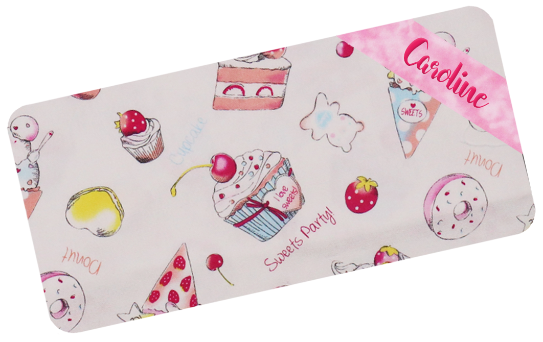 米白色甜品繡名油柑葉枕